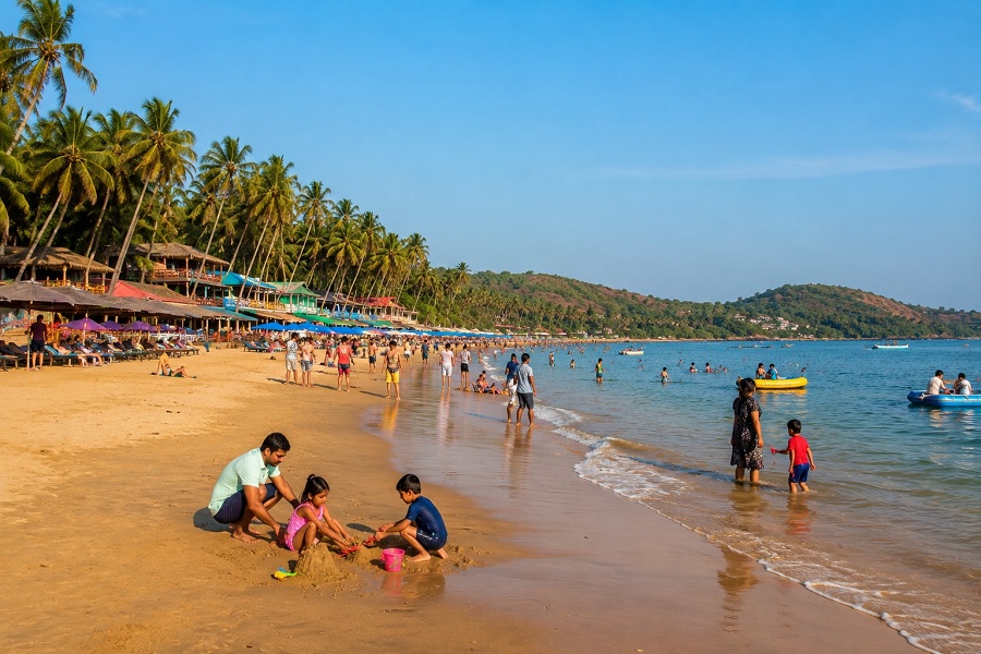 Top Goa Beaches for Safe and Fun Family Vacations 